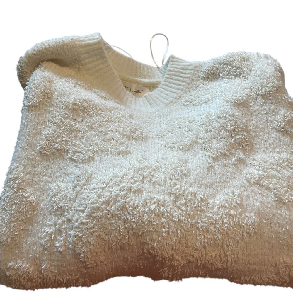 RD Style White Cowl Neck Sweater Plush and Cozy sz XS